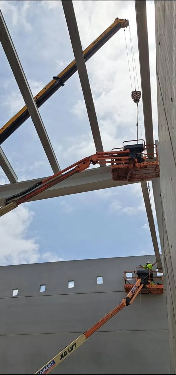 Montaje de estructura en altura